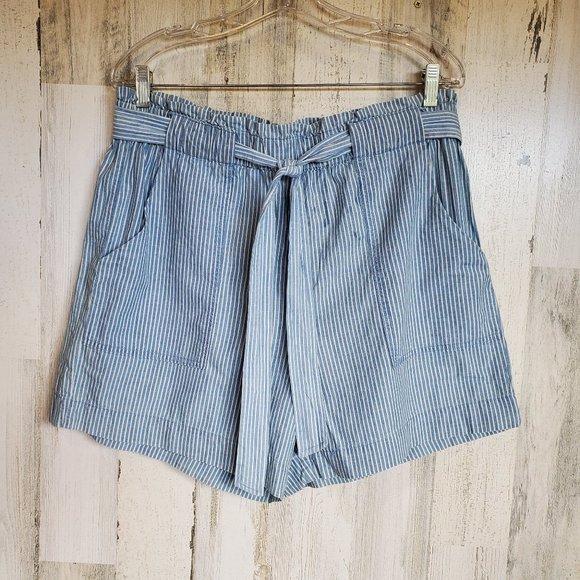 Vero Moda Pants - Vero Moda Chambray Pocket Shorts Tie Front